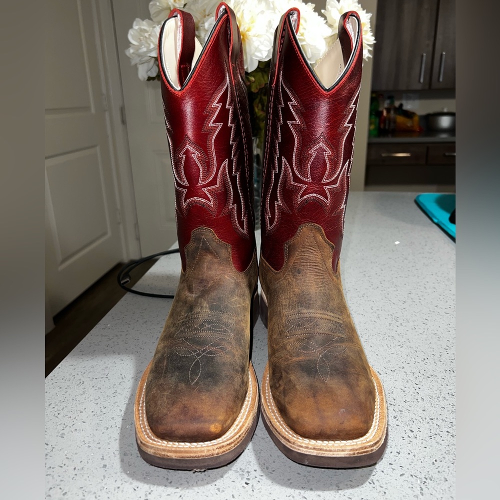 Red Kids Cowboy Boots Size:7Y